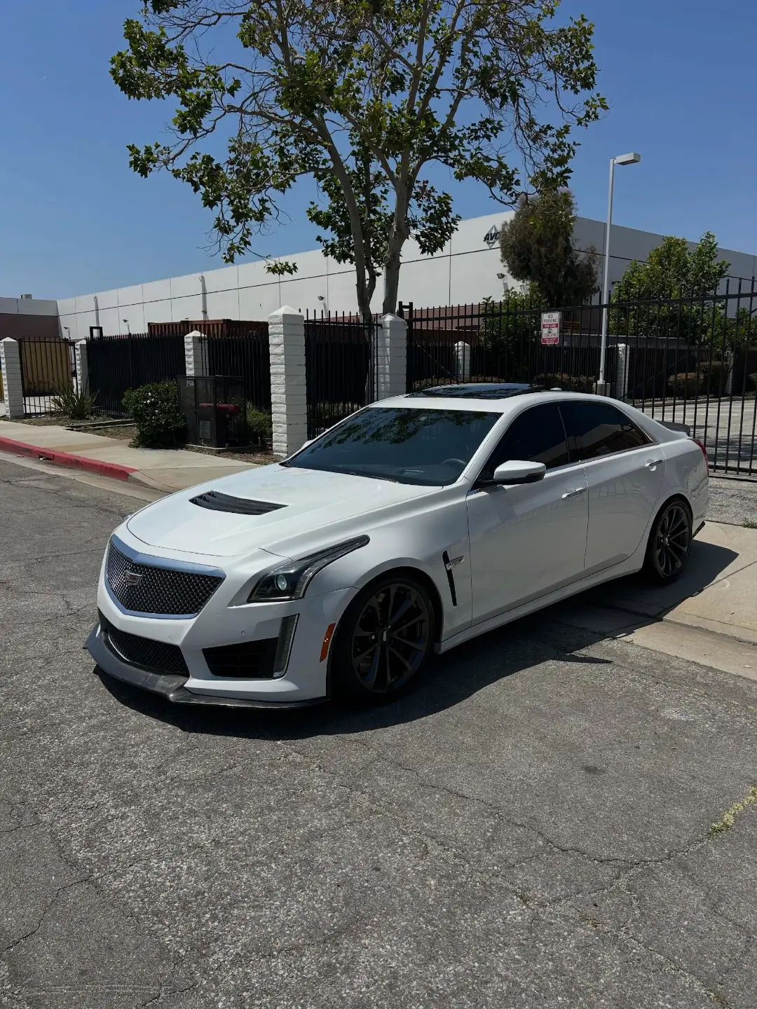 Crystal White Tricoat Cadillac CTS-V