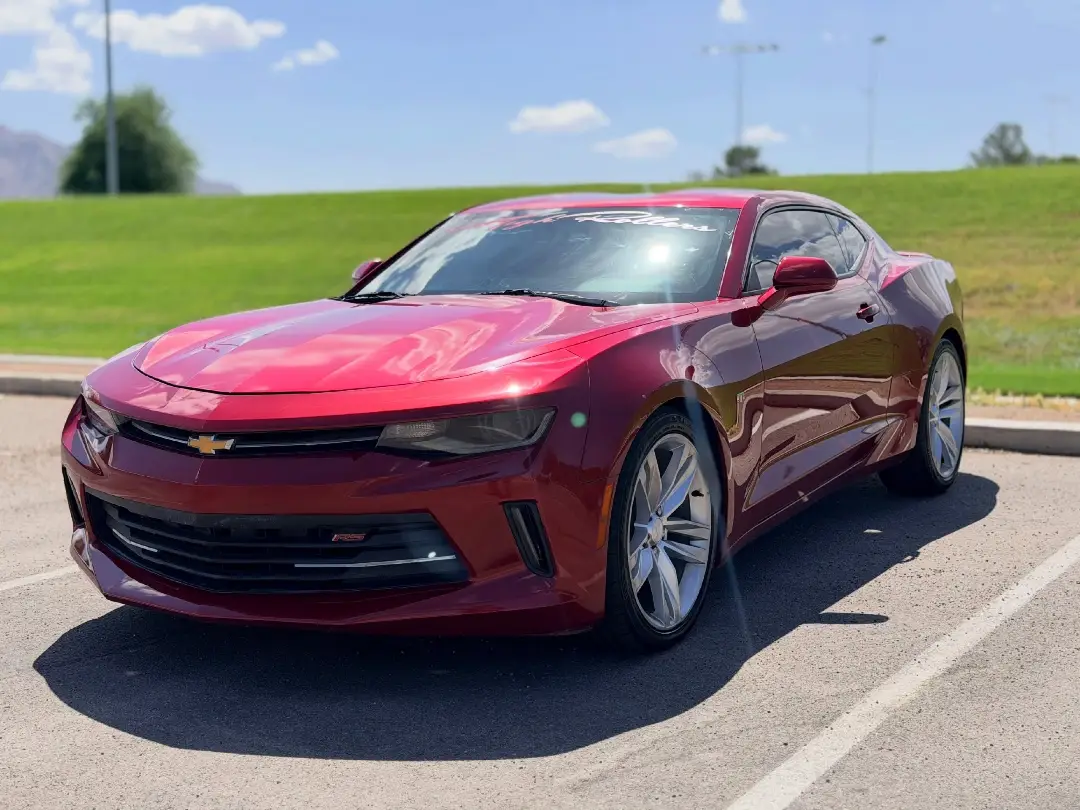 Red Chevrolet Camaro 2.0 Turbo