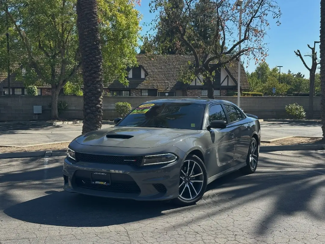 Gray Dodge Charger R/T HEMI