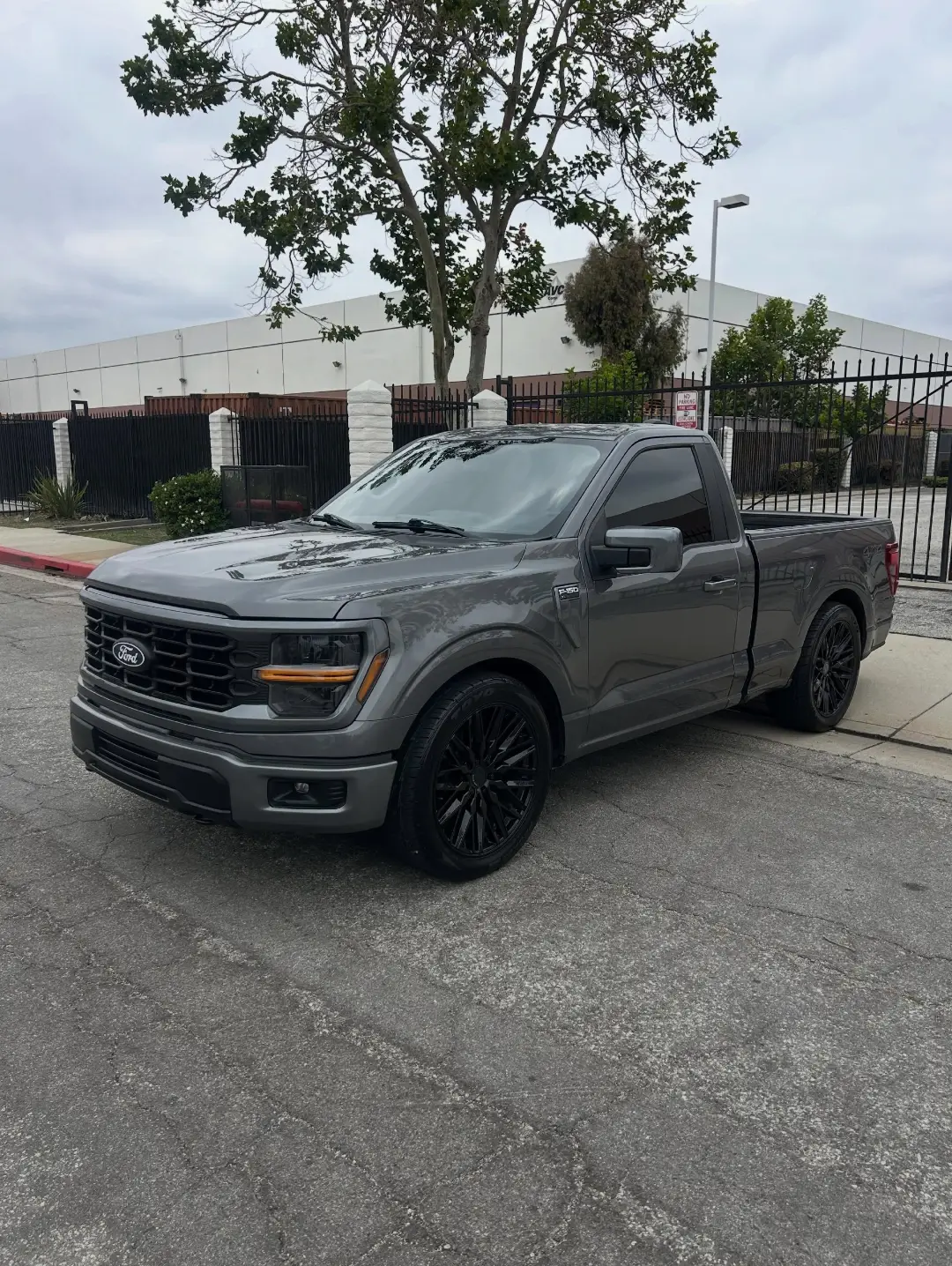 Carbonized Grey Metallic Ford F-150 Single Cab 4x4