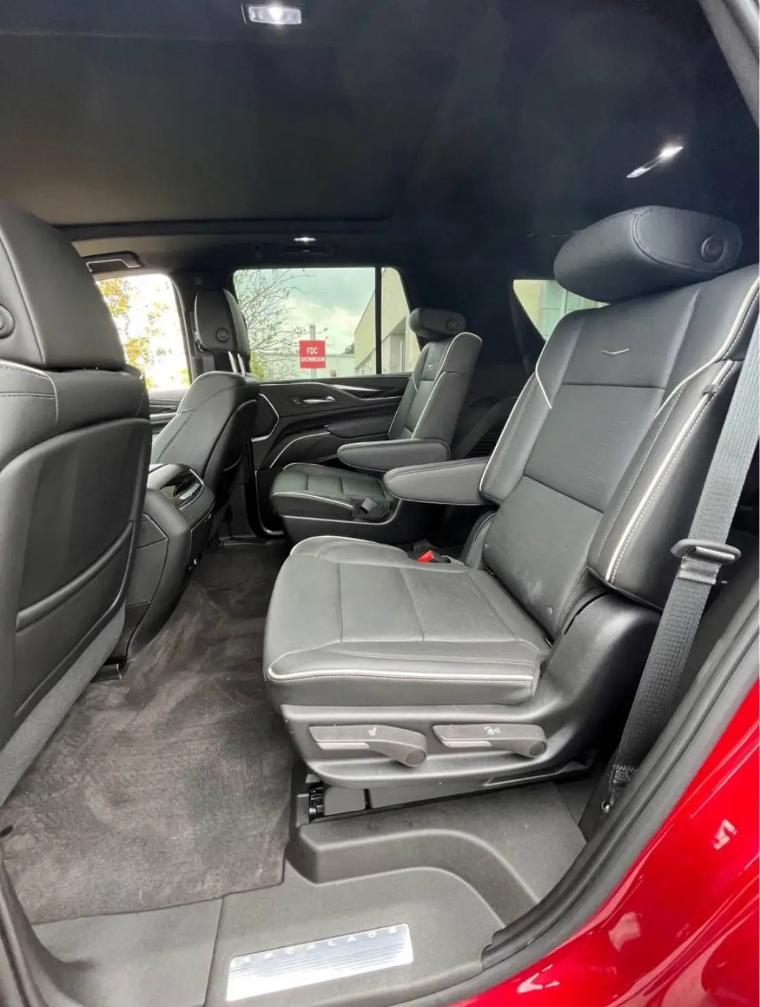 Cadillac Escalade Sport gallery photo 11
