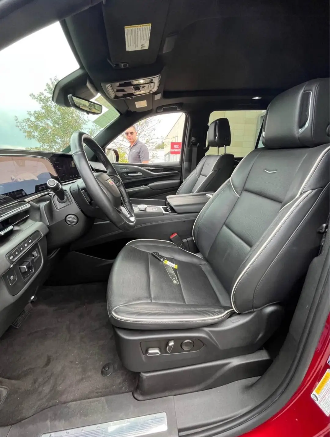 Cadillac Escalade Sport gallery photo 14