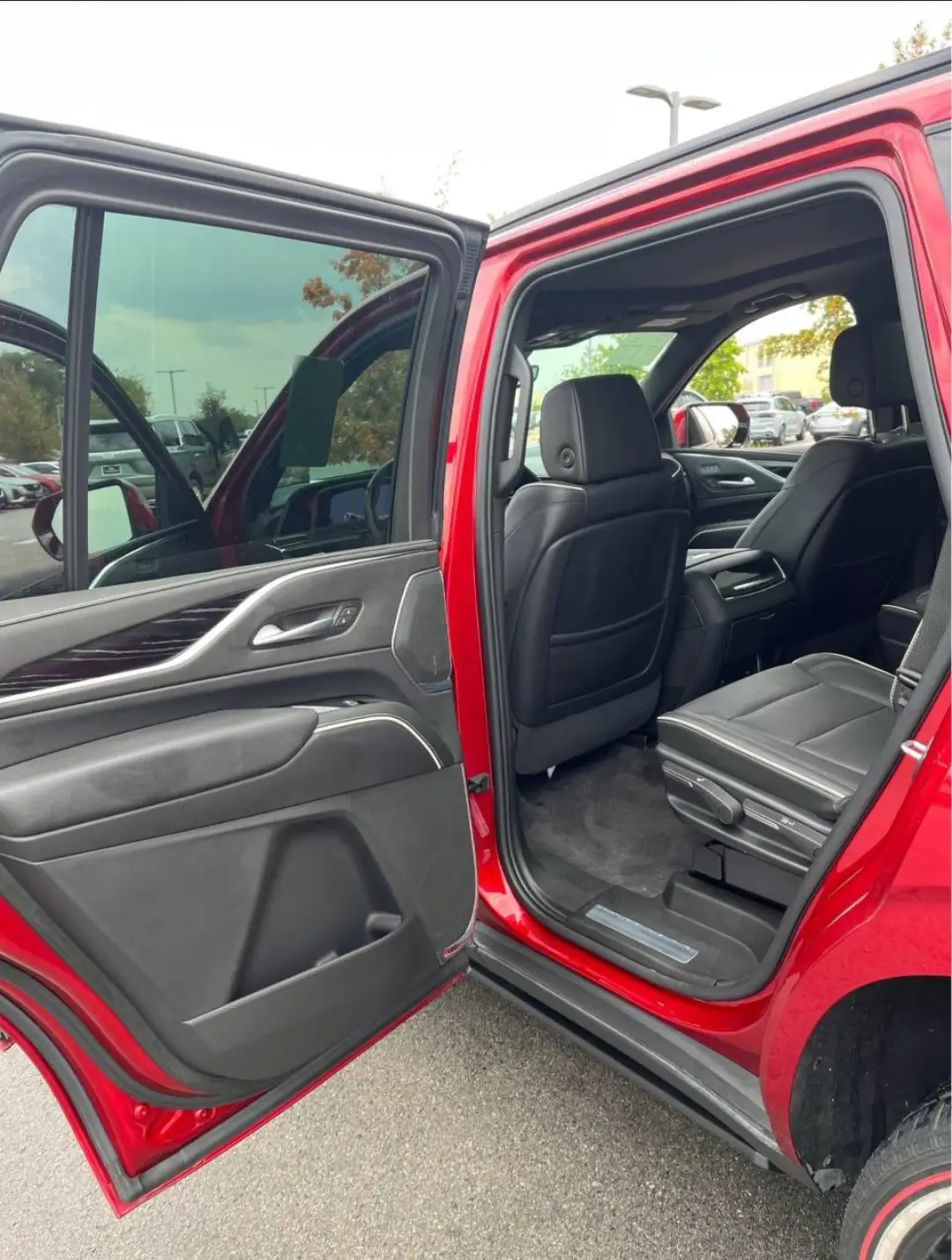 Cadillac Escalade Sport gallery photo 15