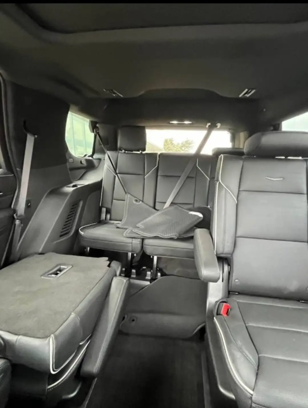 Cadillac Escalade Sport gallery photo 17