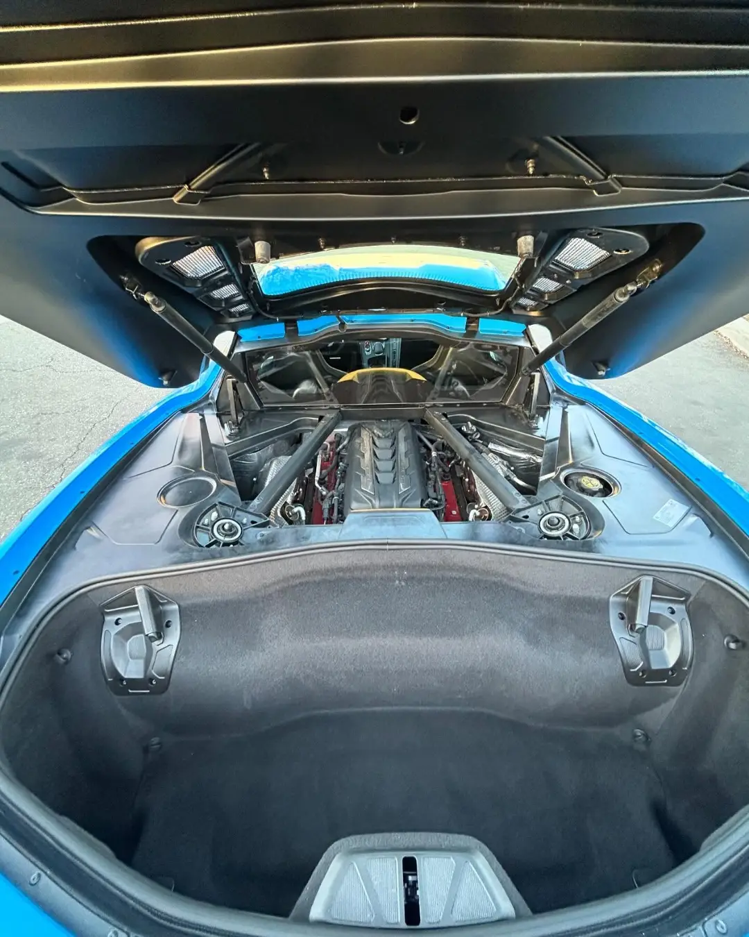 Chevrolet Corvette Stingray gallery photo 5