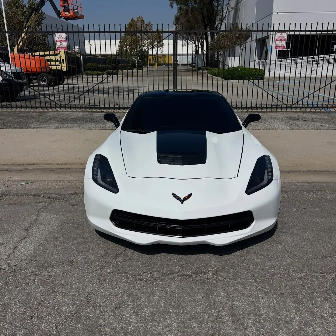 Chevrolet Corvette Stingray Z51 3LT gallery photo 2