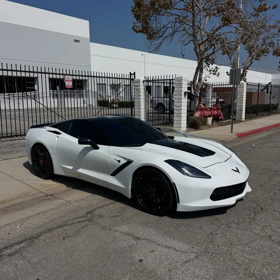 Chevrolet Corvette Stingray Z51 3LT gallery photo 4