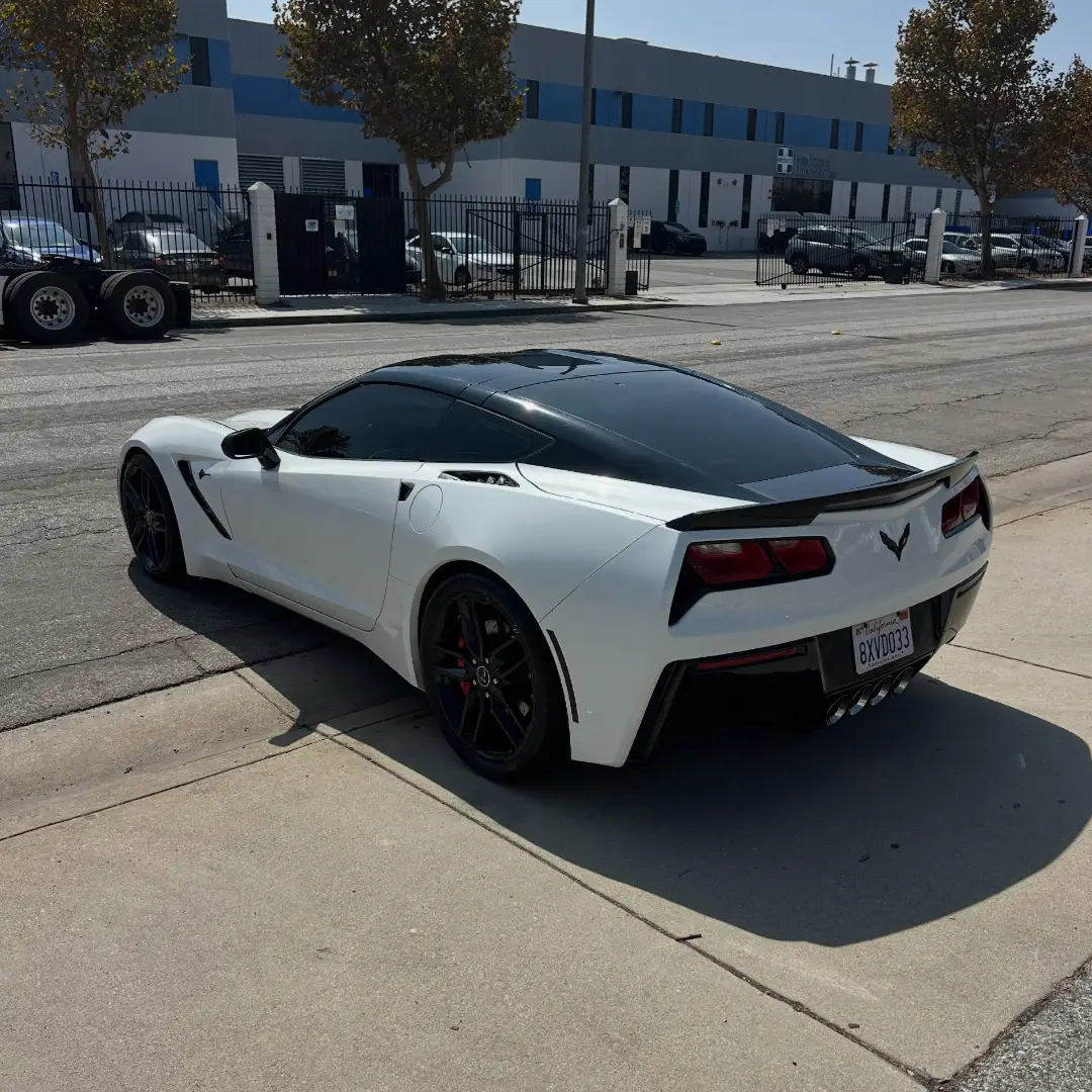 Chevrolet Corvette Stingray Z51 3LT gallery photo 5
