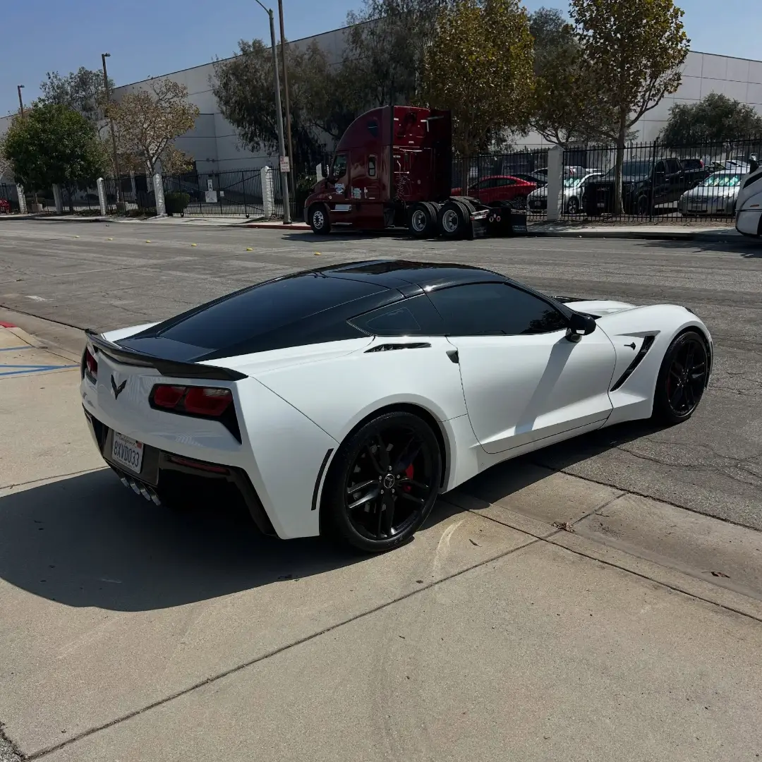 Chevrolet Corvette Stingray Z51 3LT gallery photo 8
