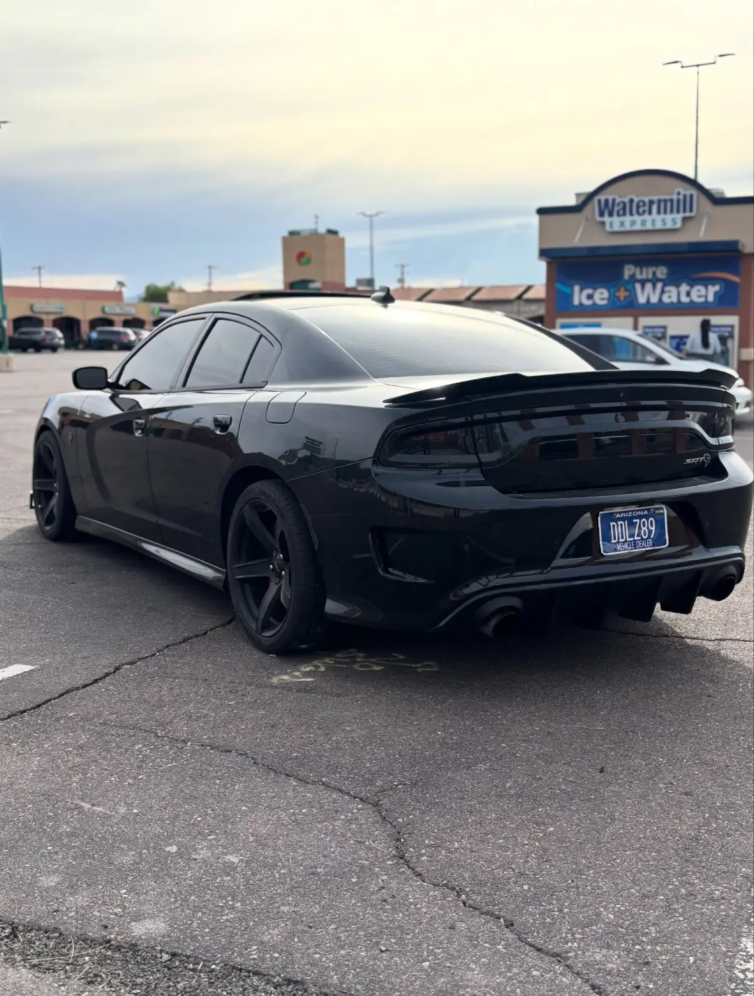 Dodge Charger Hellcat gallery photo 4