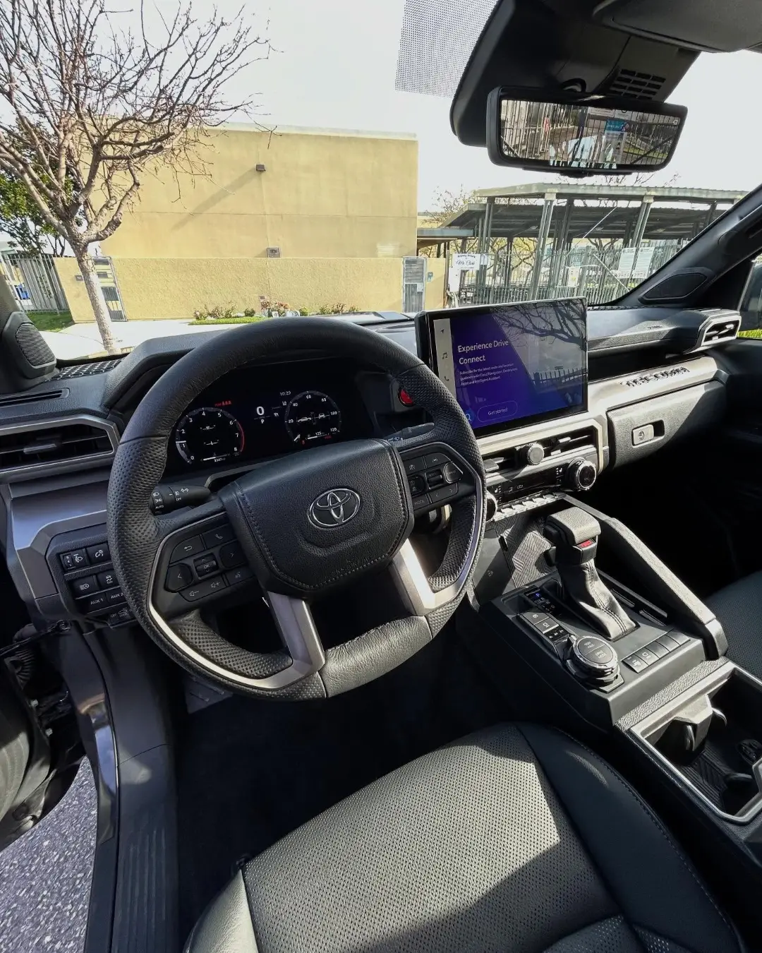 Toyota Tacoma TRD 4x4 gallery photo 2
