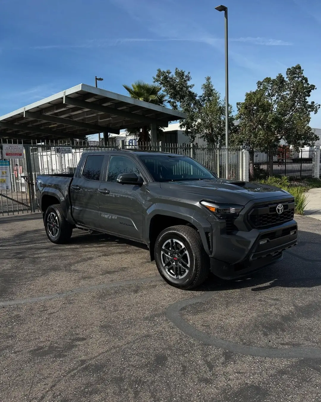 Toyota Tacoma TRD 4x4 gallery photo 4