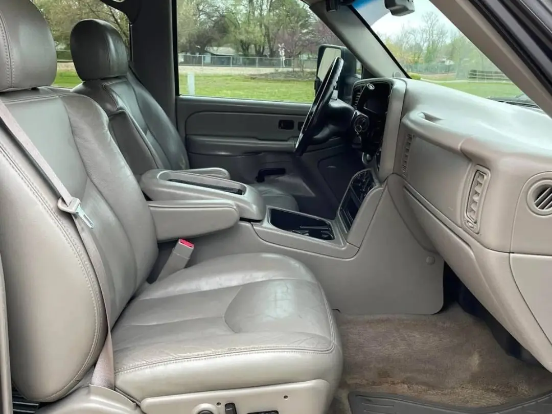 Chevrolet Silverado 2500HD LT gallery photo 5