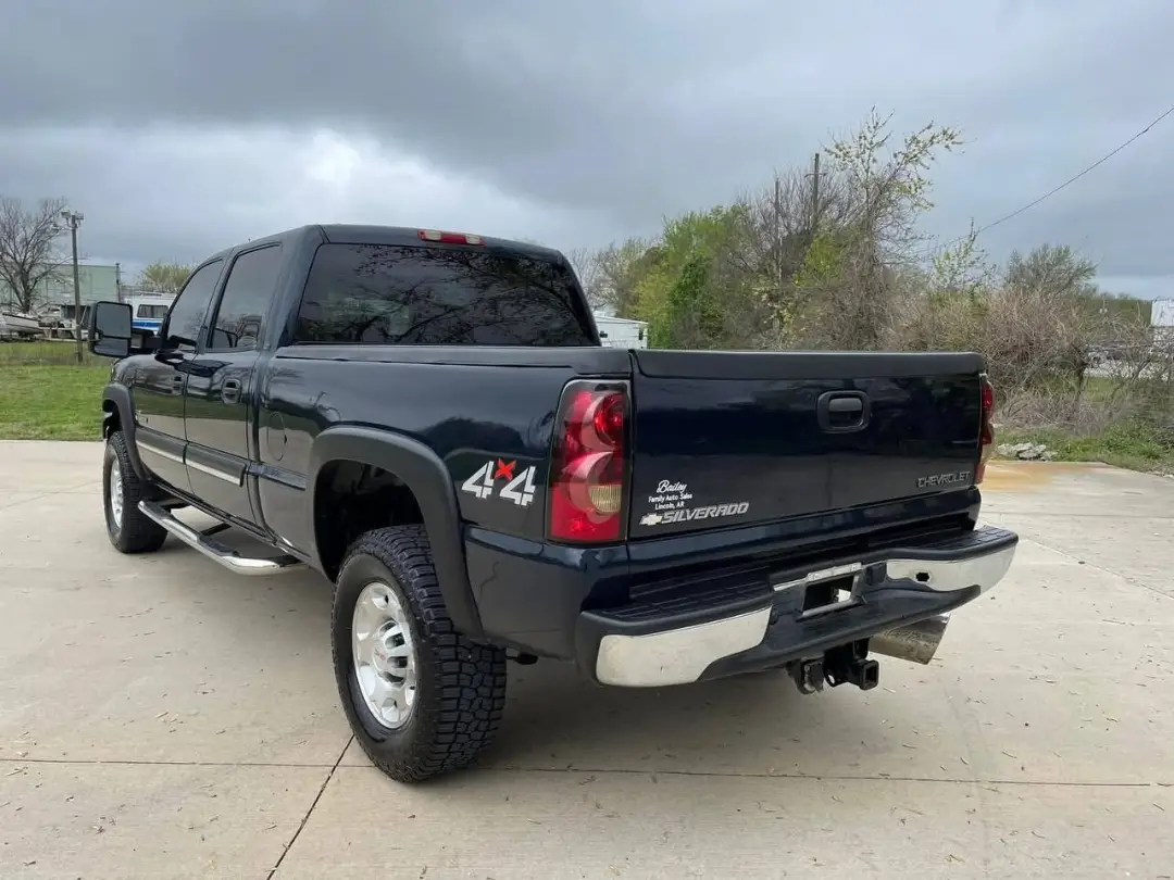 Chevrolet Silverado 2500HD LT gallery photo 8