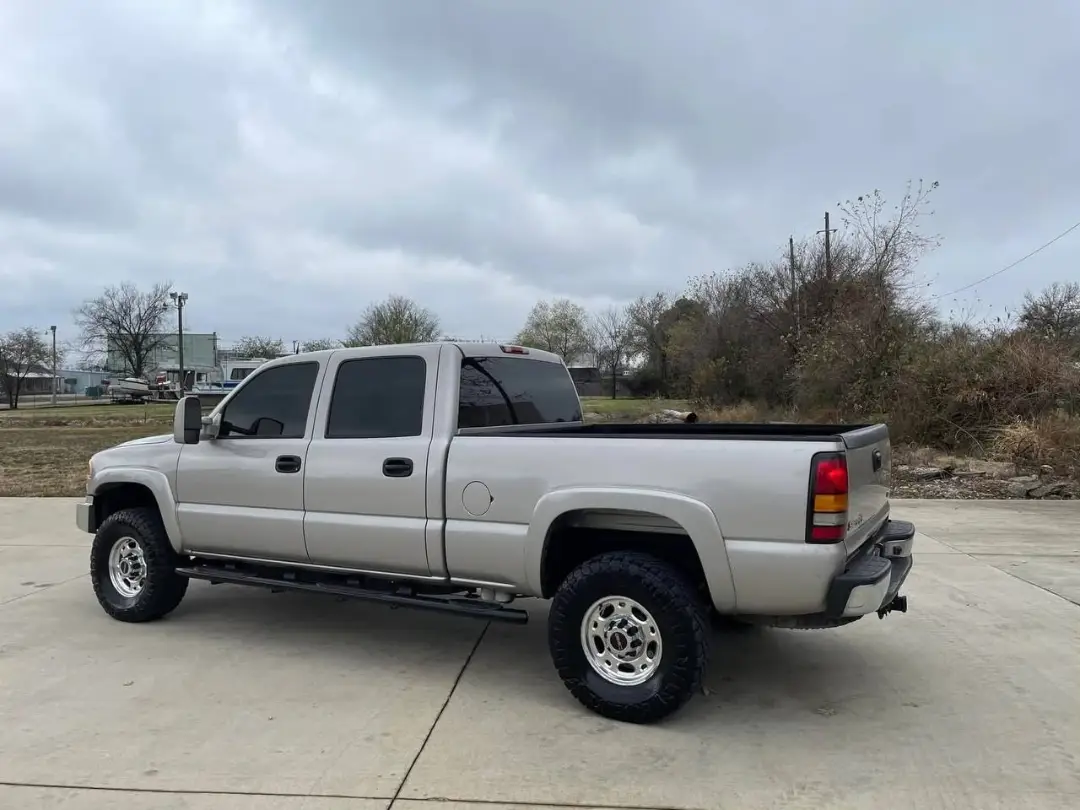GMC Sierra 1500 SLE Vortec Max gallery photo 9