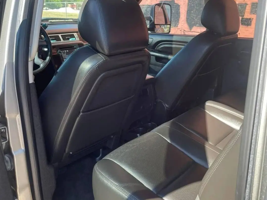 GMC Sierra 2500HD Denali gallery photo 6