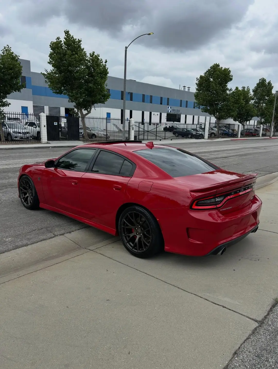 Dodge Charger SRT Hellcat gallery photo 3
