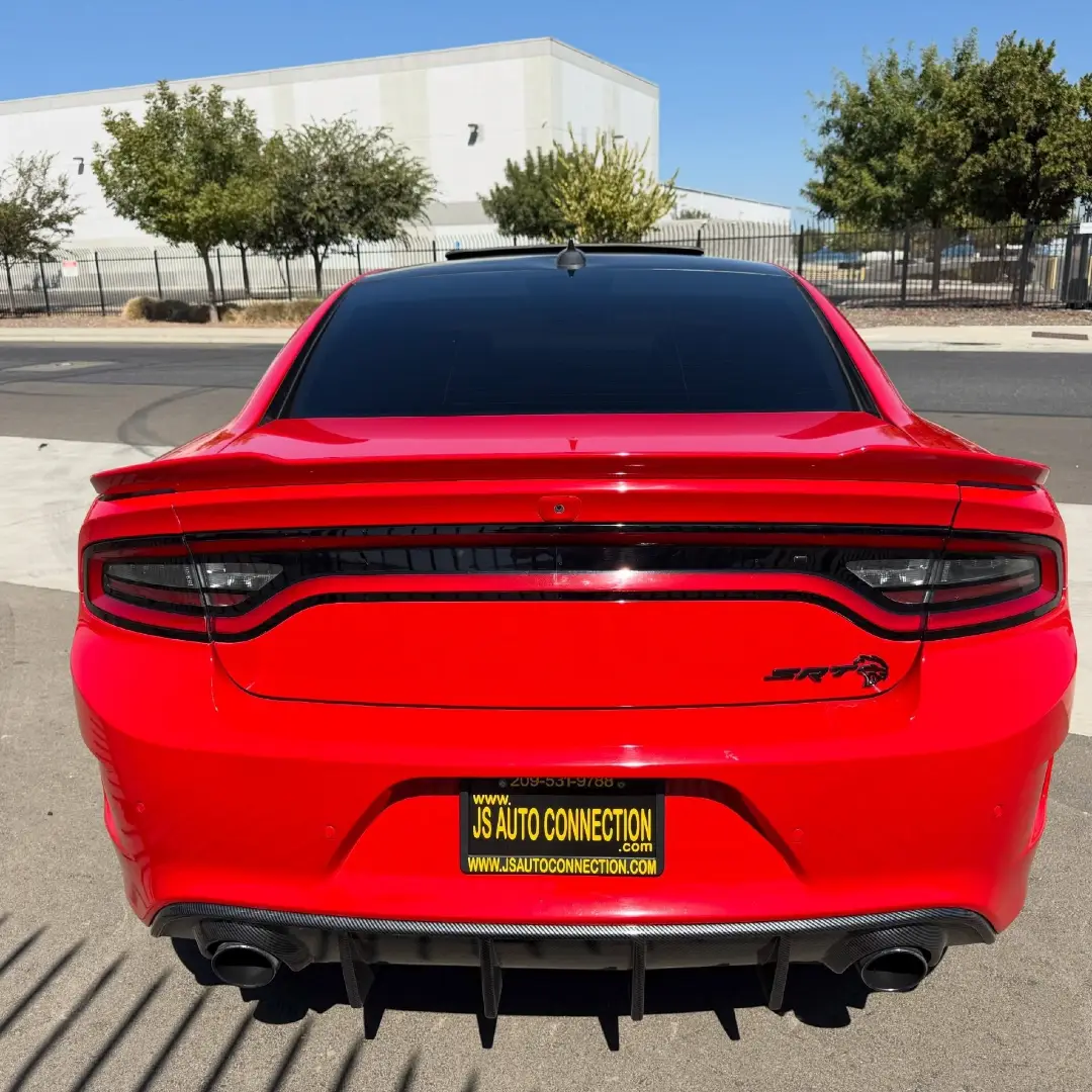 Dodge Charger SRT Hellcat gallery photo 4