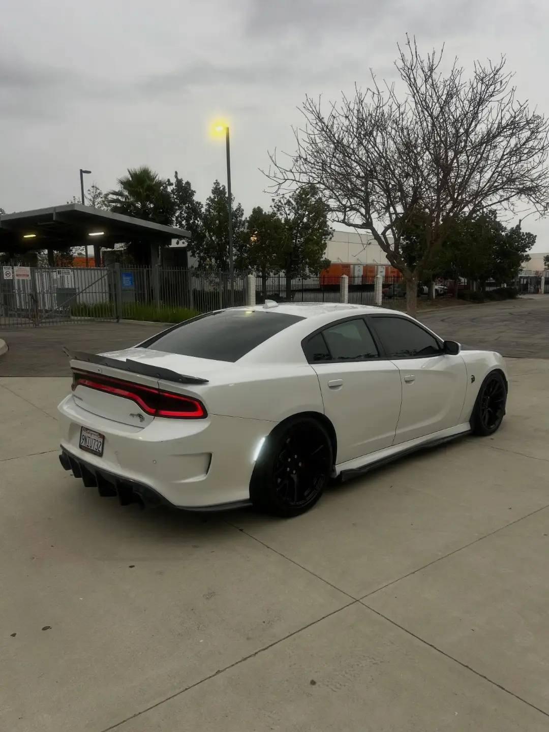 Dodge Charger SRT Hellcat gallery photo 6