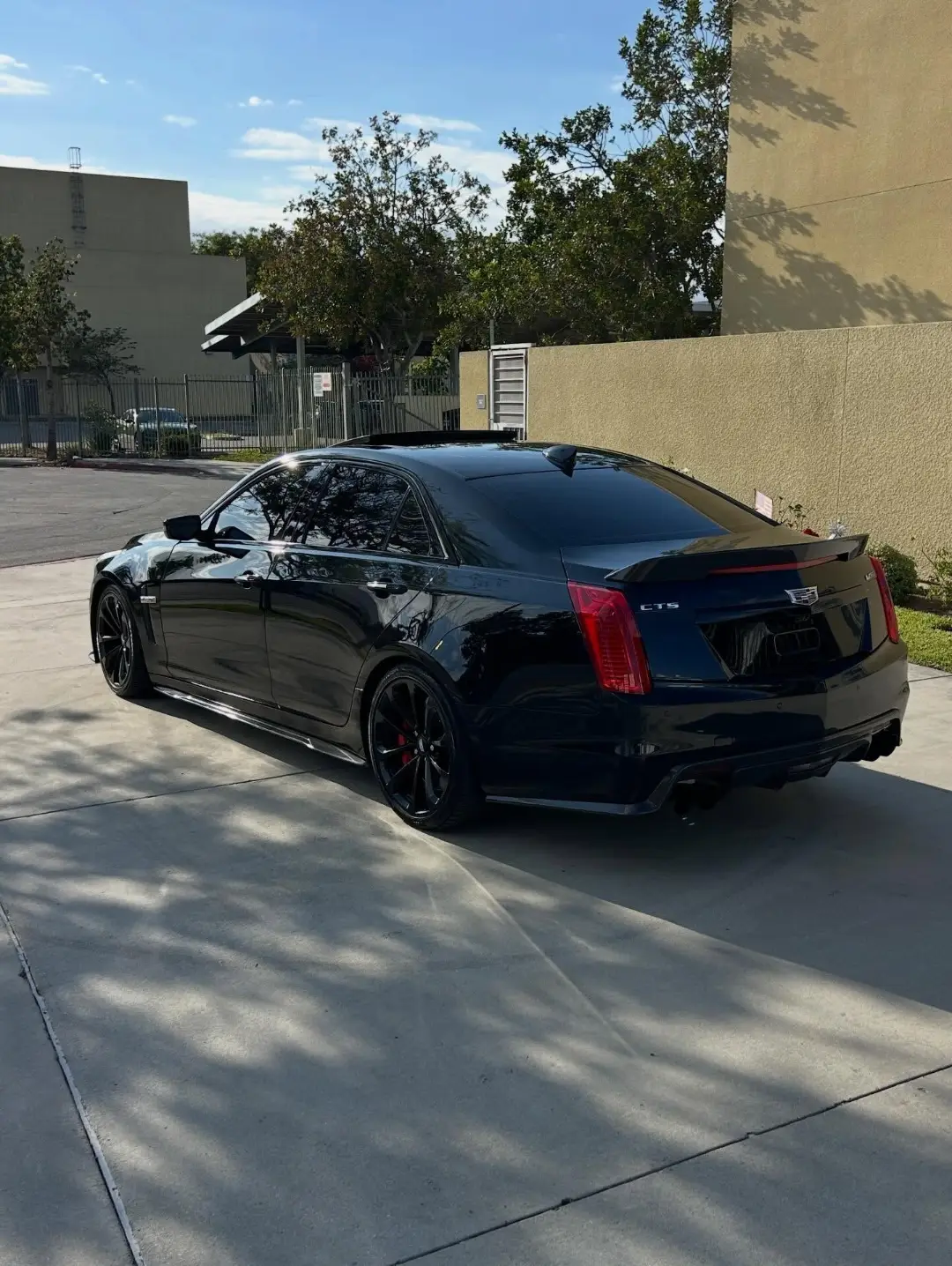 Cadillac CTS-V gallery photo 2