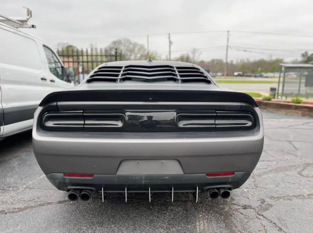 Dodge Challenger SXT Plus gallery photo 2