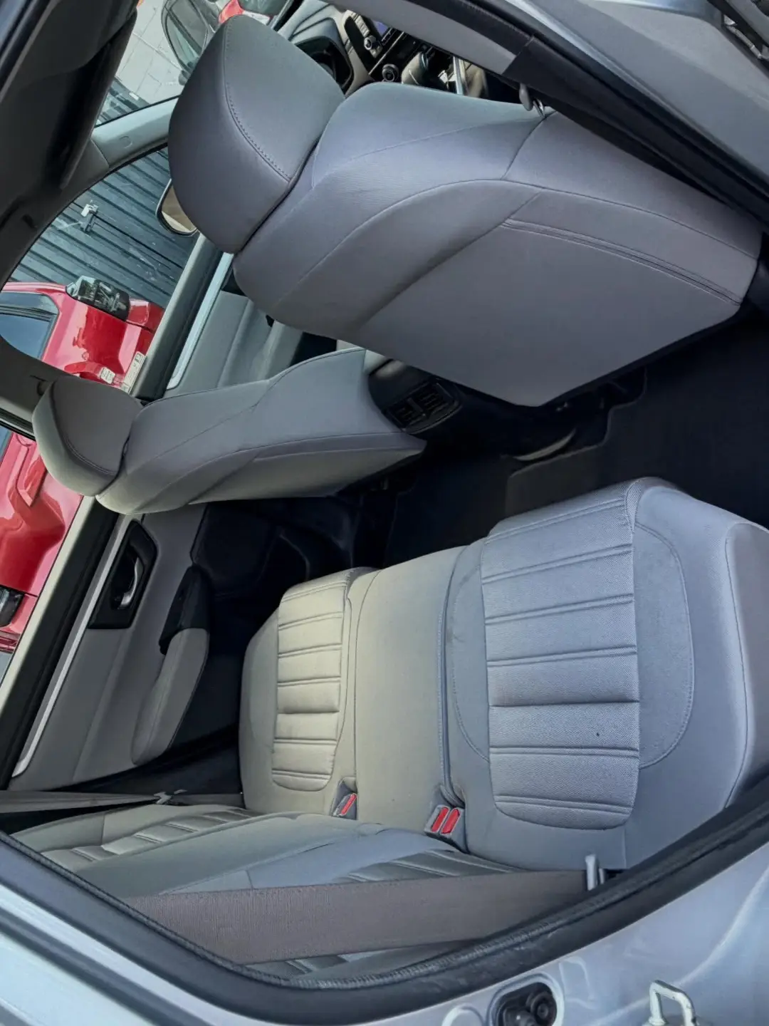 Honda CR-V LX gallery photo 6
