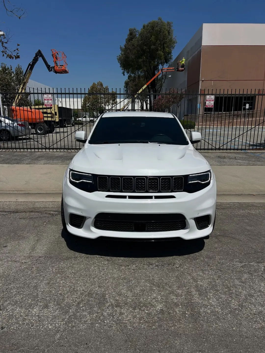 Jeep Grand Cherokee Trackhawk gallery photo 3