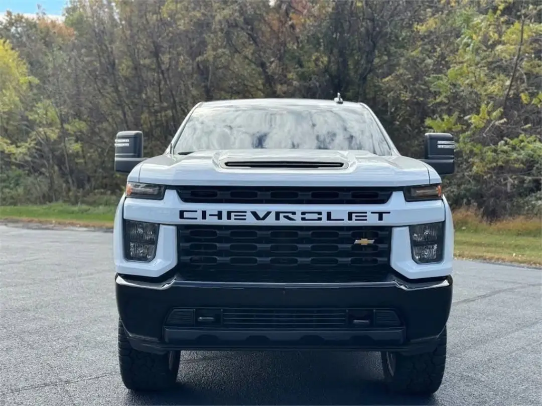 Chevrolet Silverado 2500HD Custom gallery photo 5