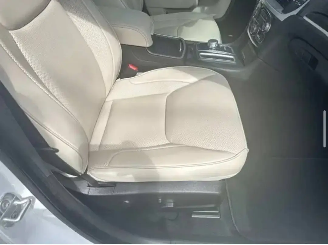 Chrysler 300 Touring gallery photo 8
